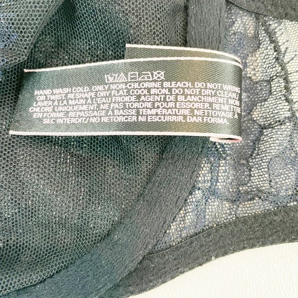 NWOT Victoria's Secret Bra 32C Very Sexy Unlined Plunge Black Blue Lace Shimmer - Picture 10 of 10